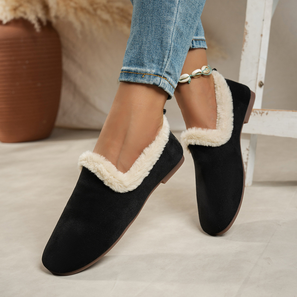 Round Toe Flats Slip-Ons
