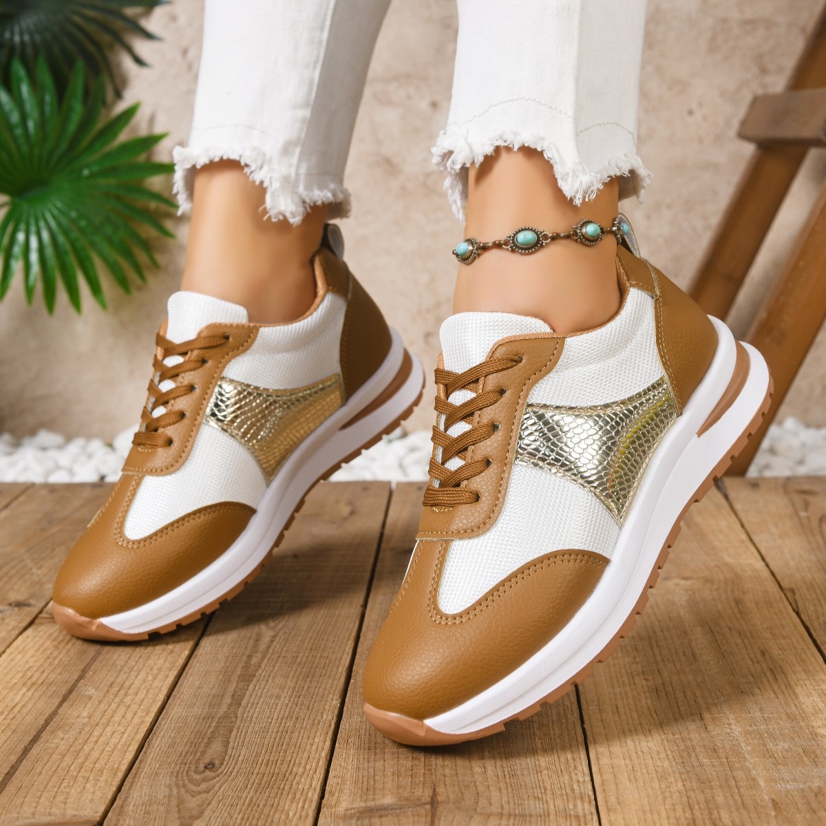 Round Toe Lace Up Sneakers