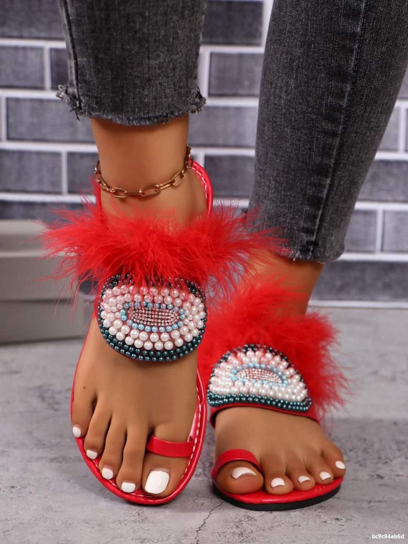 Toe Loop Fur Trim Flat Sandals