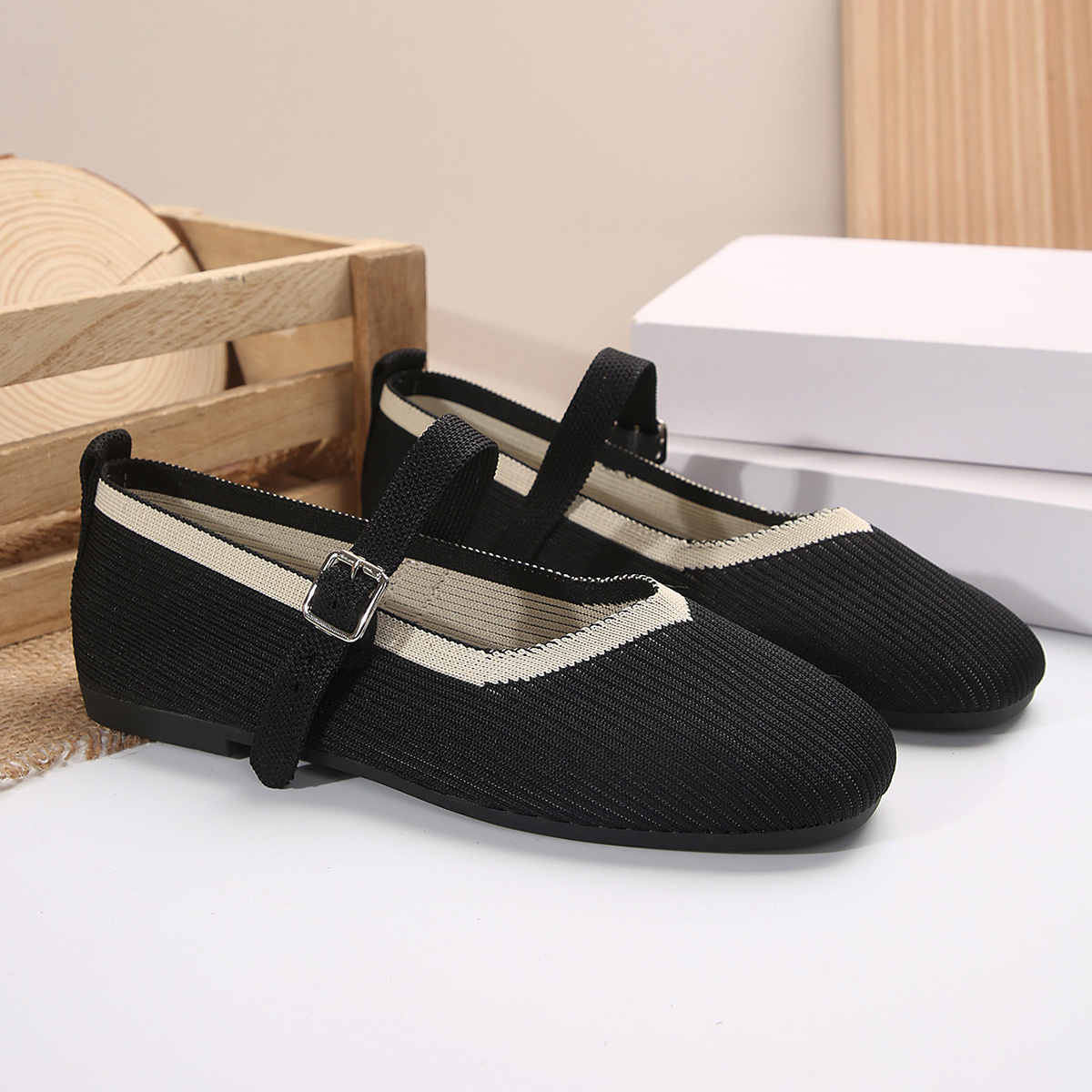 Round Toe Mesh Slip-Ons
