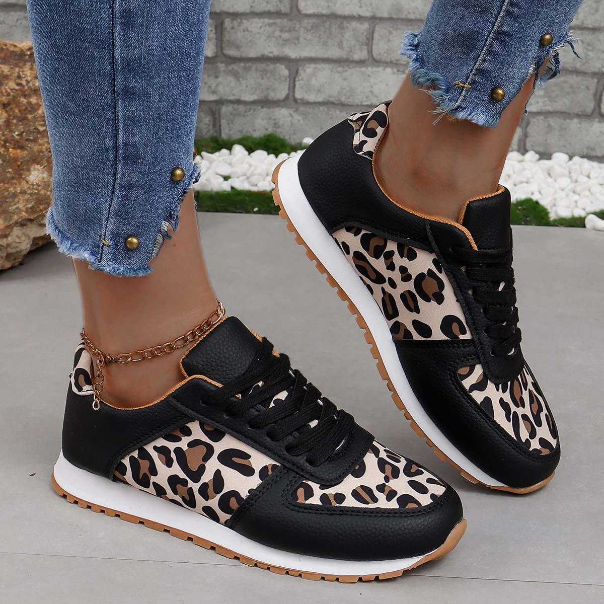 Leopard Print Casual Sneakers