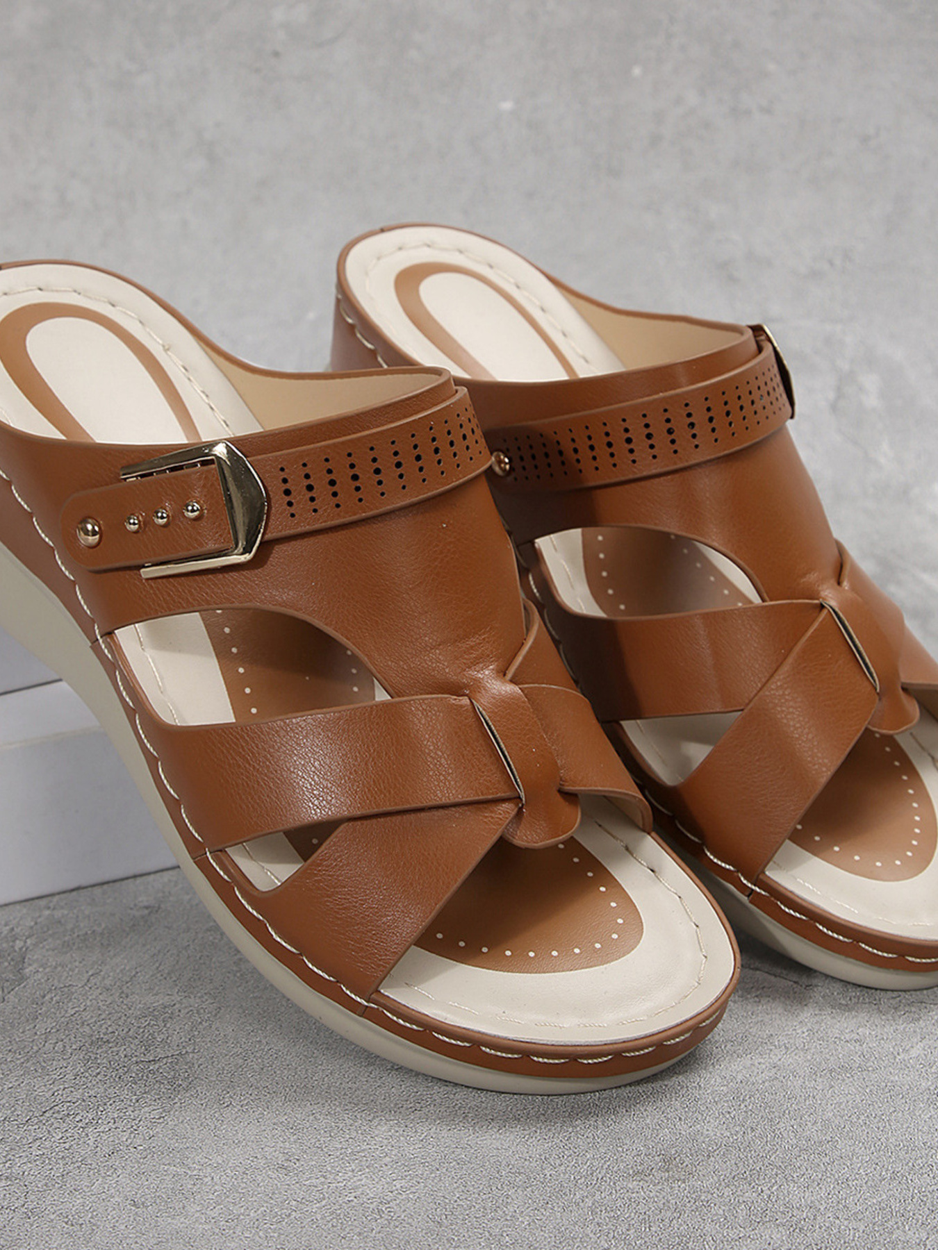 Comfortable Cross-Strap Sandals