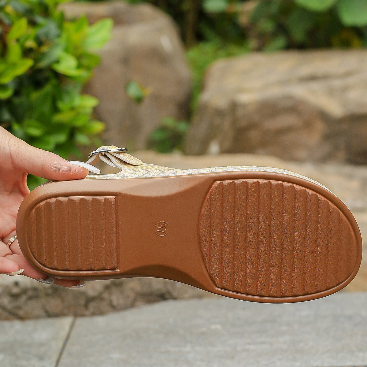 Toe Post Wedge Sandals