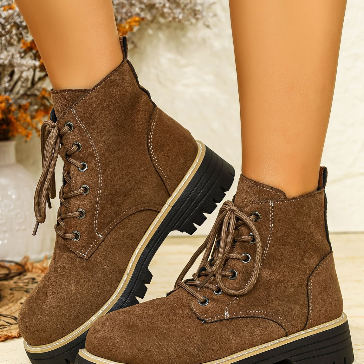 Round Toe Lace Up Boots