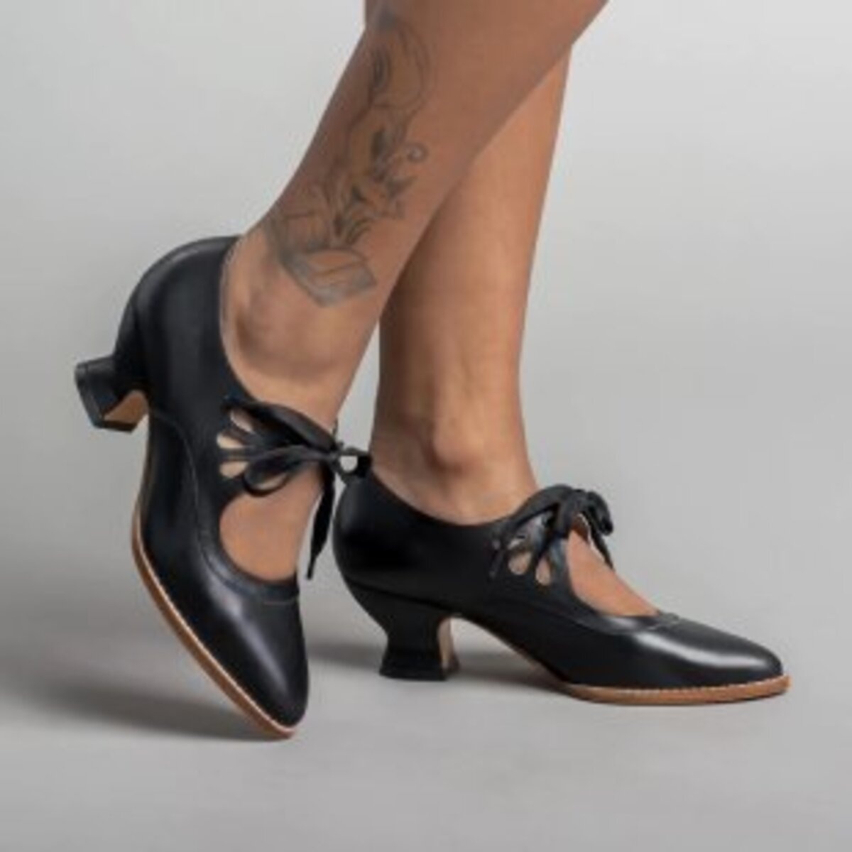 Point Toe Block Heel Shoes