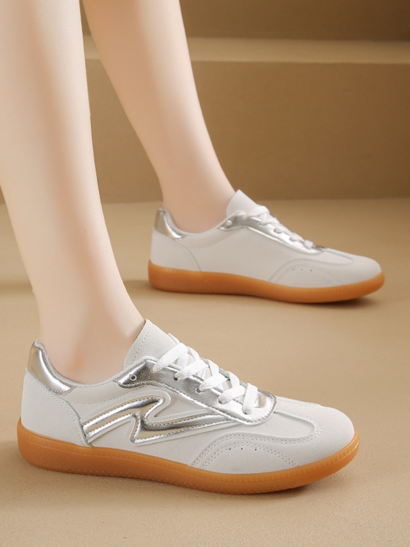 Round Toe Lace Up Sneakers