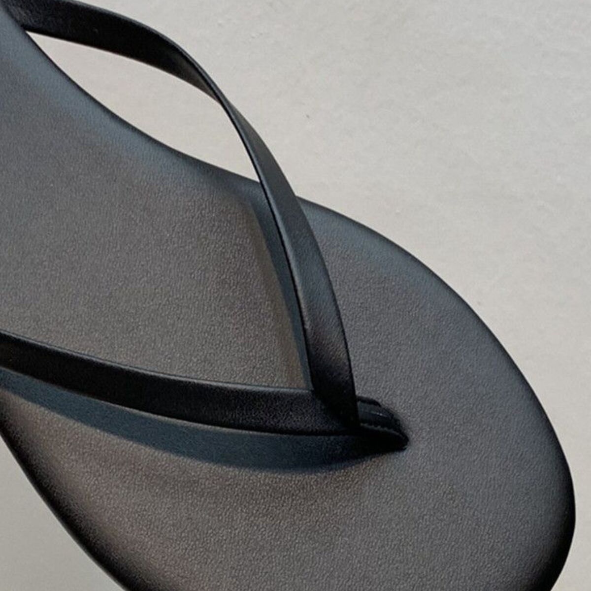 Toe Post Flats Sandals