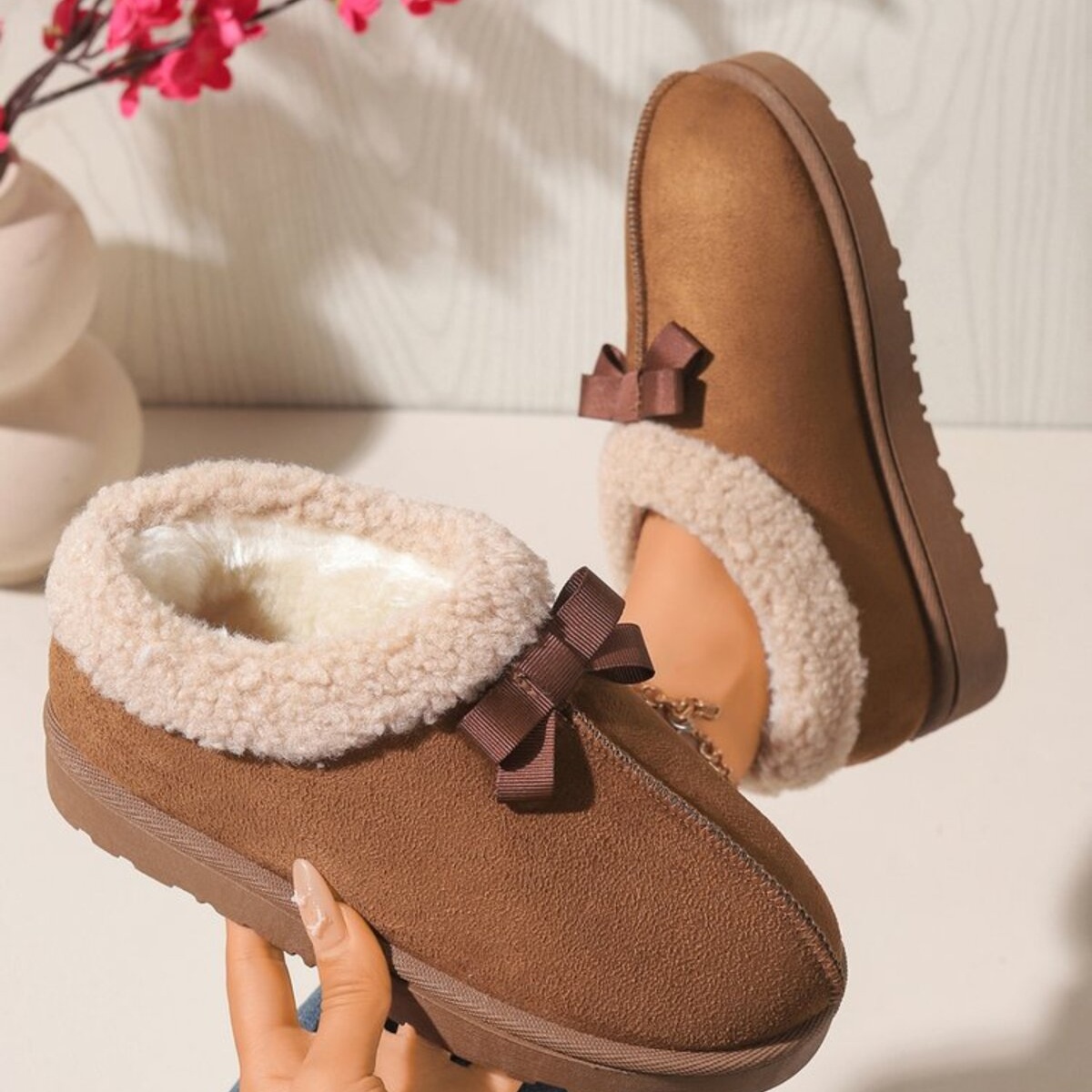 Cozy Bowknot Plush Lined Slip-Ons