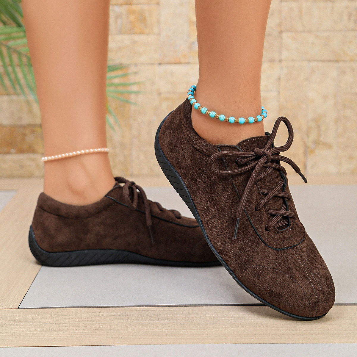 Round Toe Lace Up Sneakers