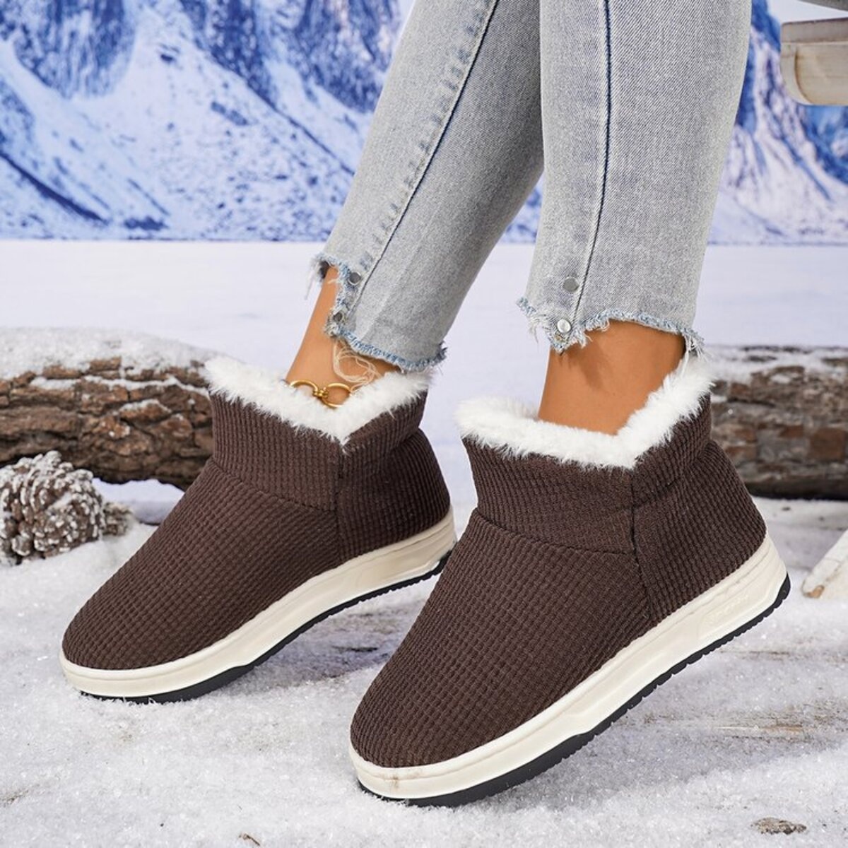 Cozy Knit Ankle Boots with Plush Lining