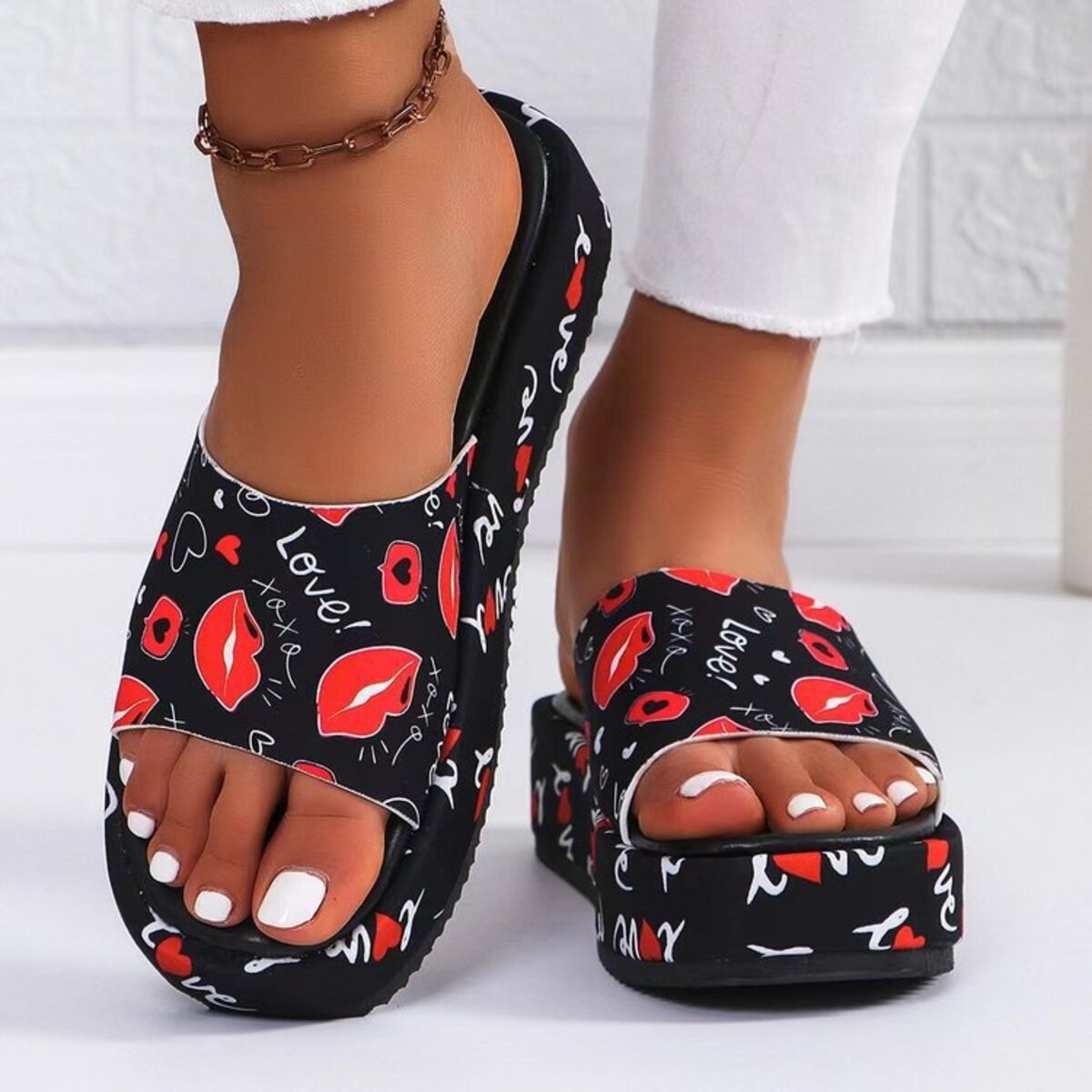 Printed Open Toe Platform Sandals