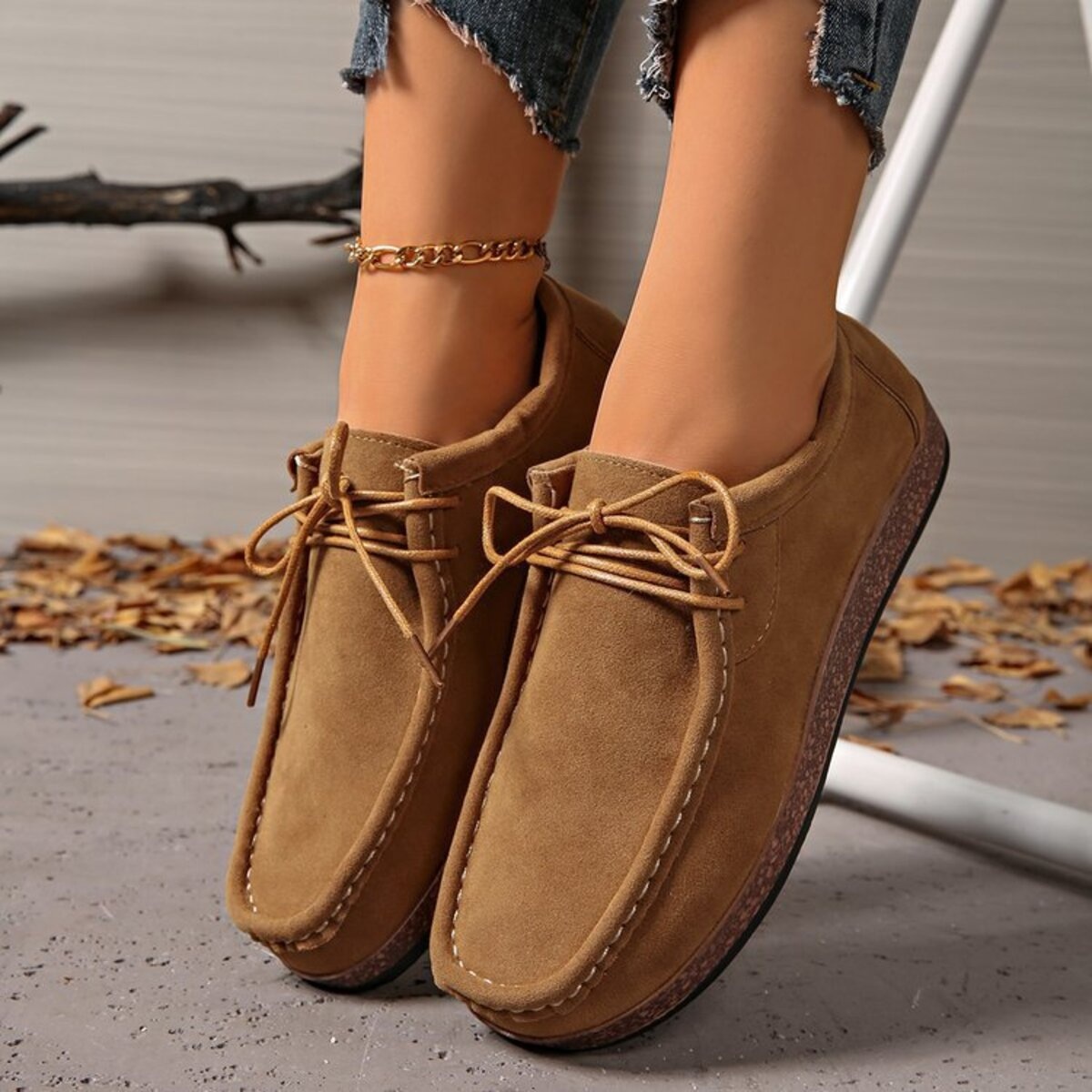 Round Toe Lace Up Loafers