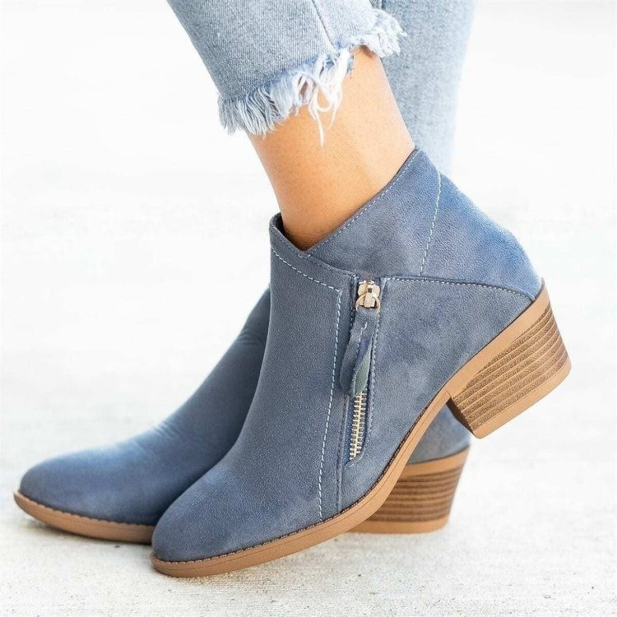 Round Toe Block Heels Boots