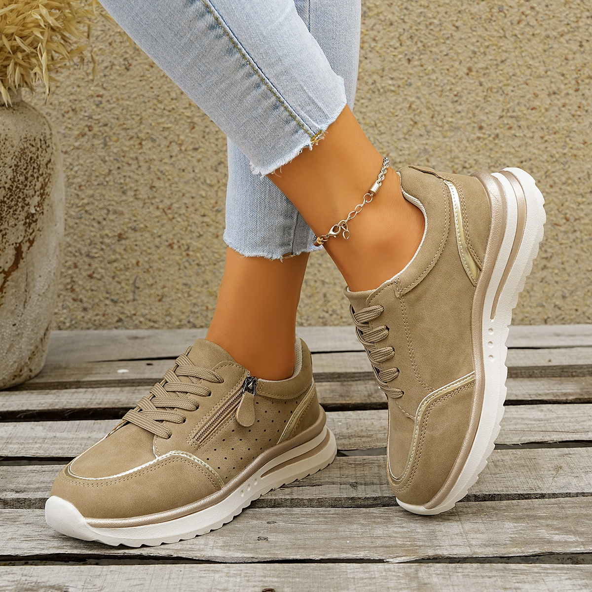 Round Toe Lace Up Sneakers