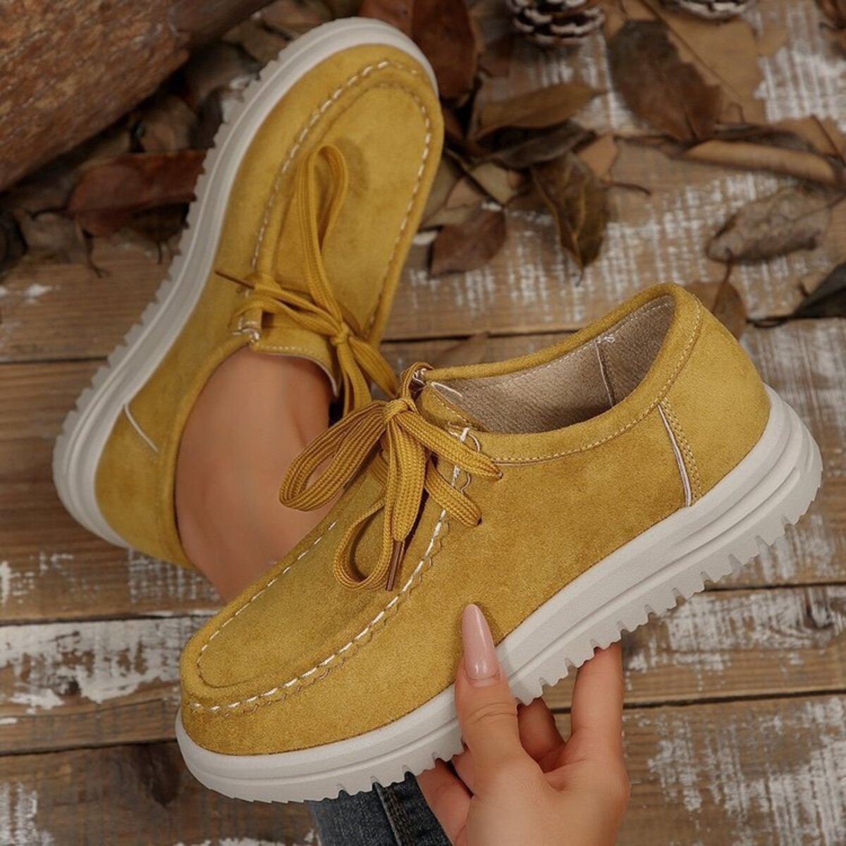 Lace Up Round Toe Loafers