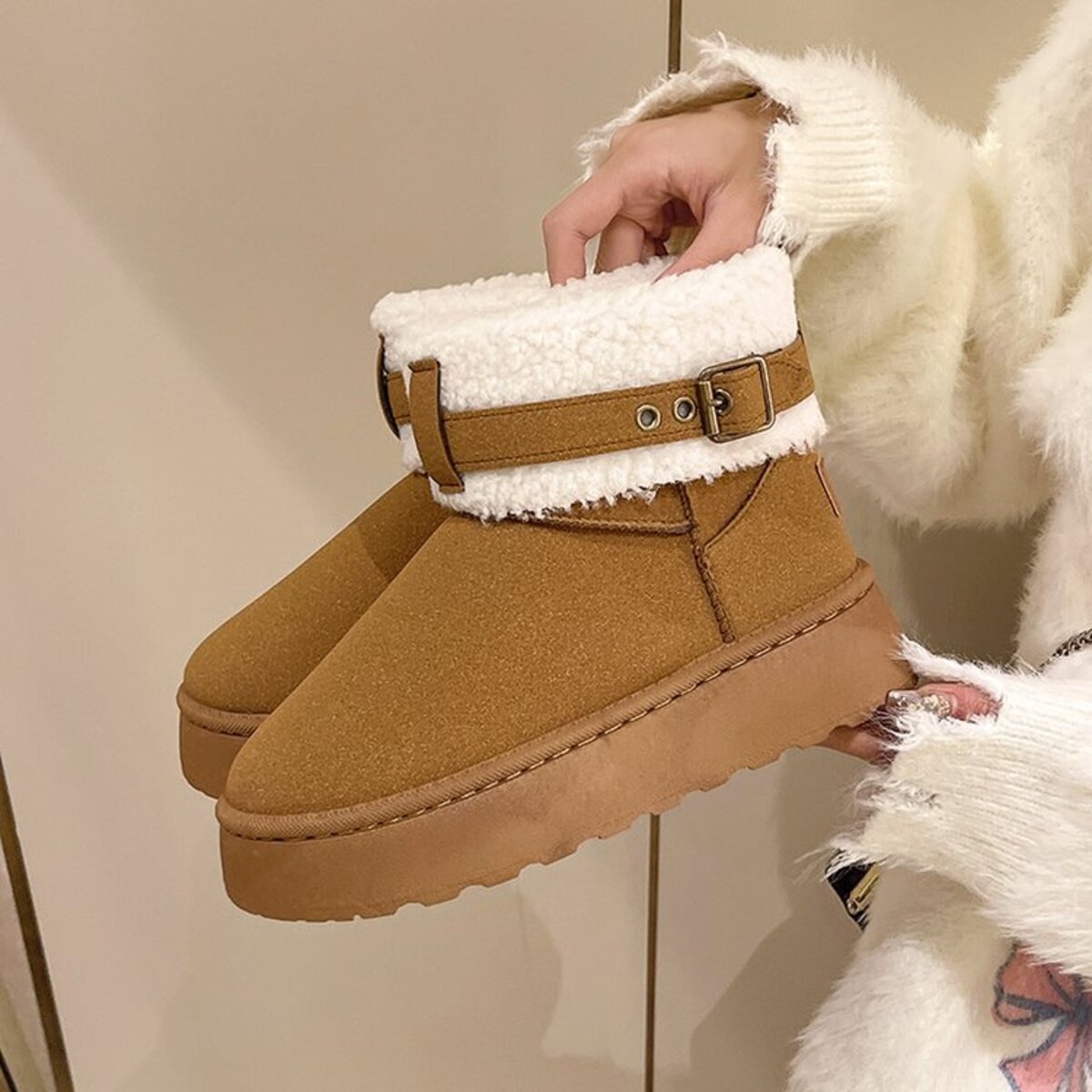 Cozy Plush-Lined Winter Ankle Boots