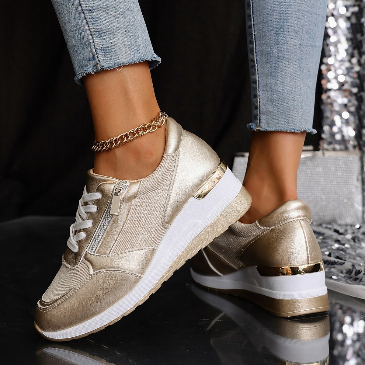 Round Toe Lace Up Sneakers