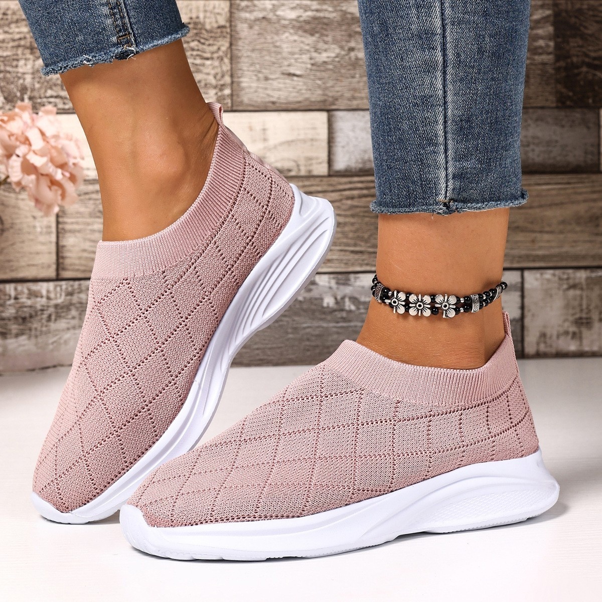 Breathable Mesh Round Toe Shoes