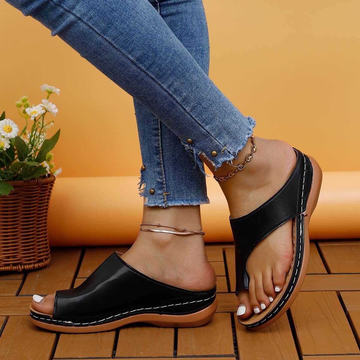 Toe Post Wedge Sandals