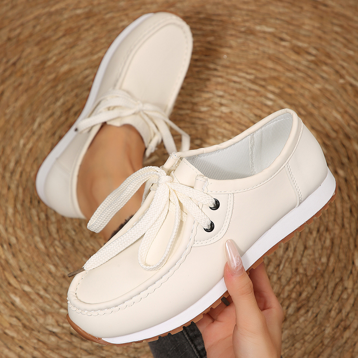 Round Toe Lace Up Sneakers