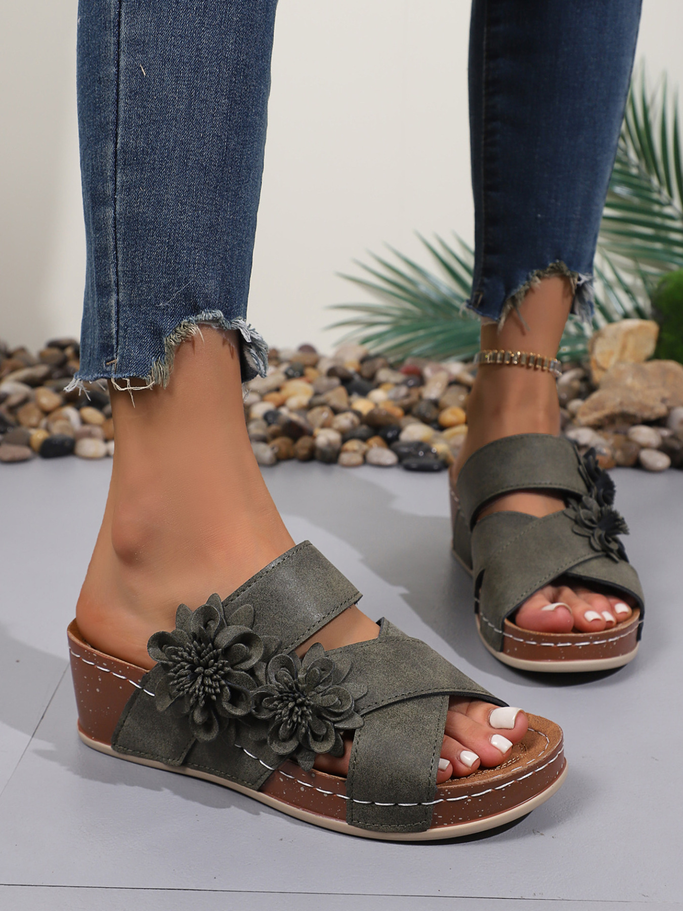 Flower Crisscross Wedge Sandals