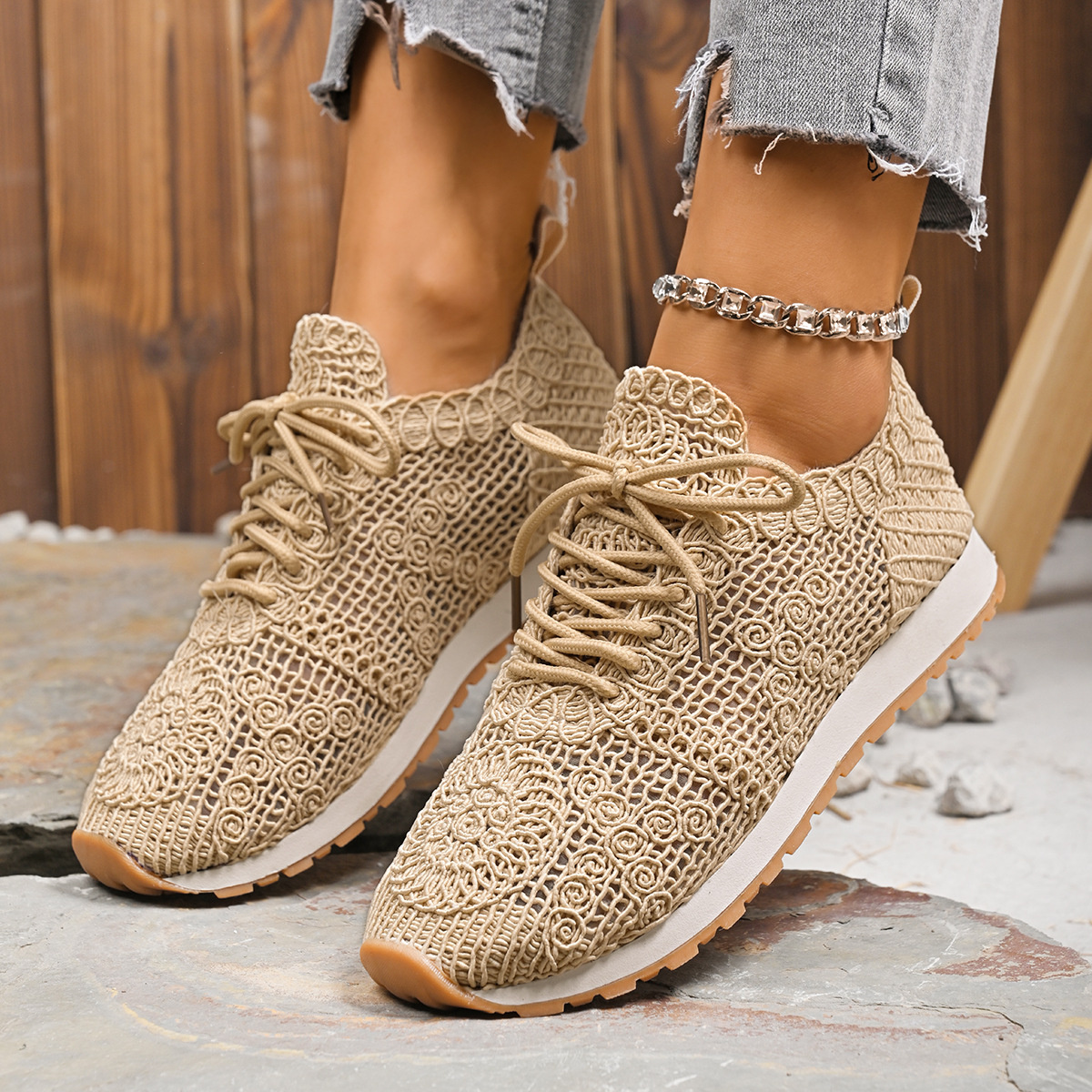 Round Toe Lace Up Sneakers