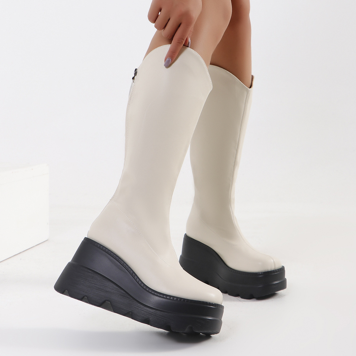 Round Toe Platform Wedge Boots