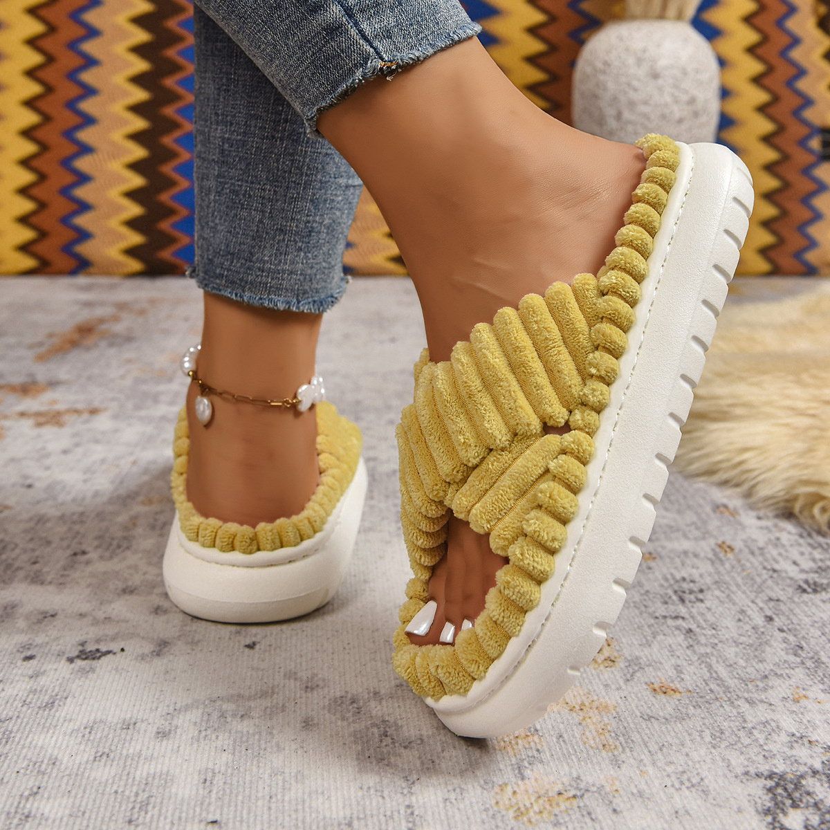 Crisscross Open Toe Platform Slippers
