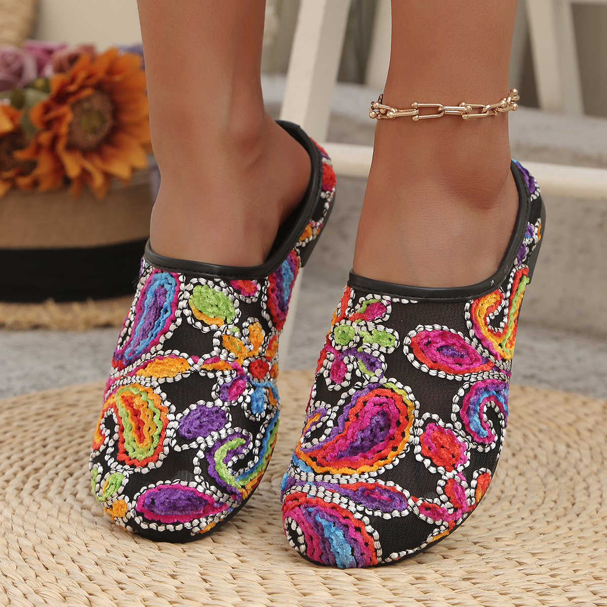 Colorful Paisley Print Round Toe Sandals