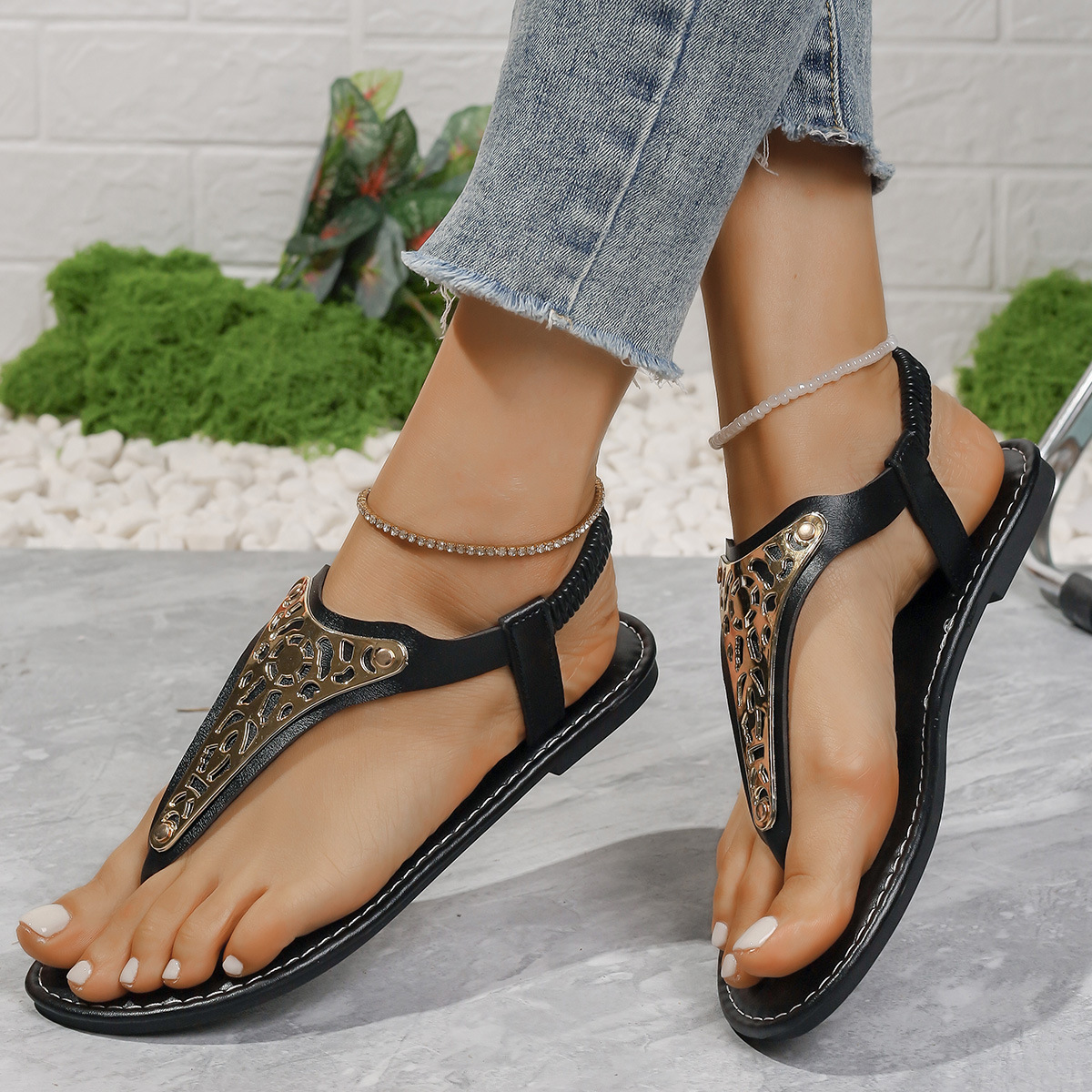 Toe Post Flats Sandals