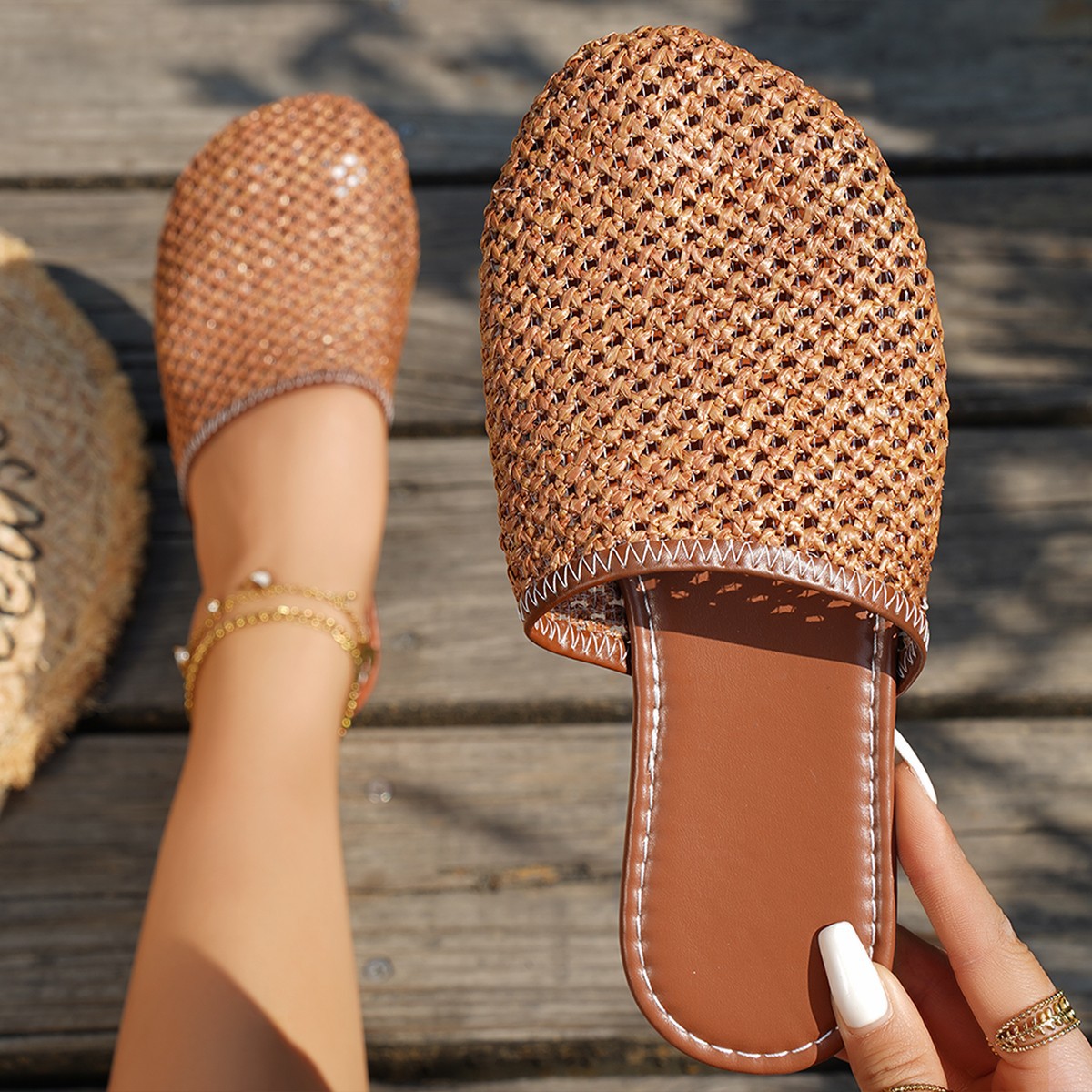 Round Toe Flats Sandals