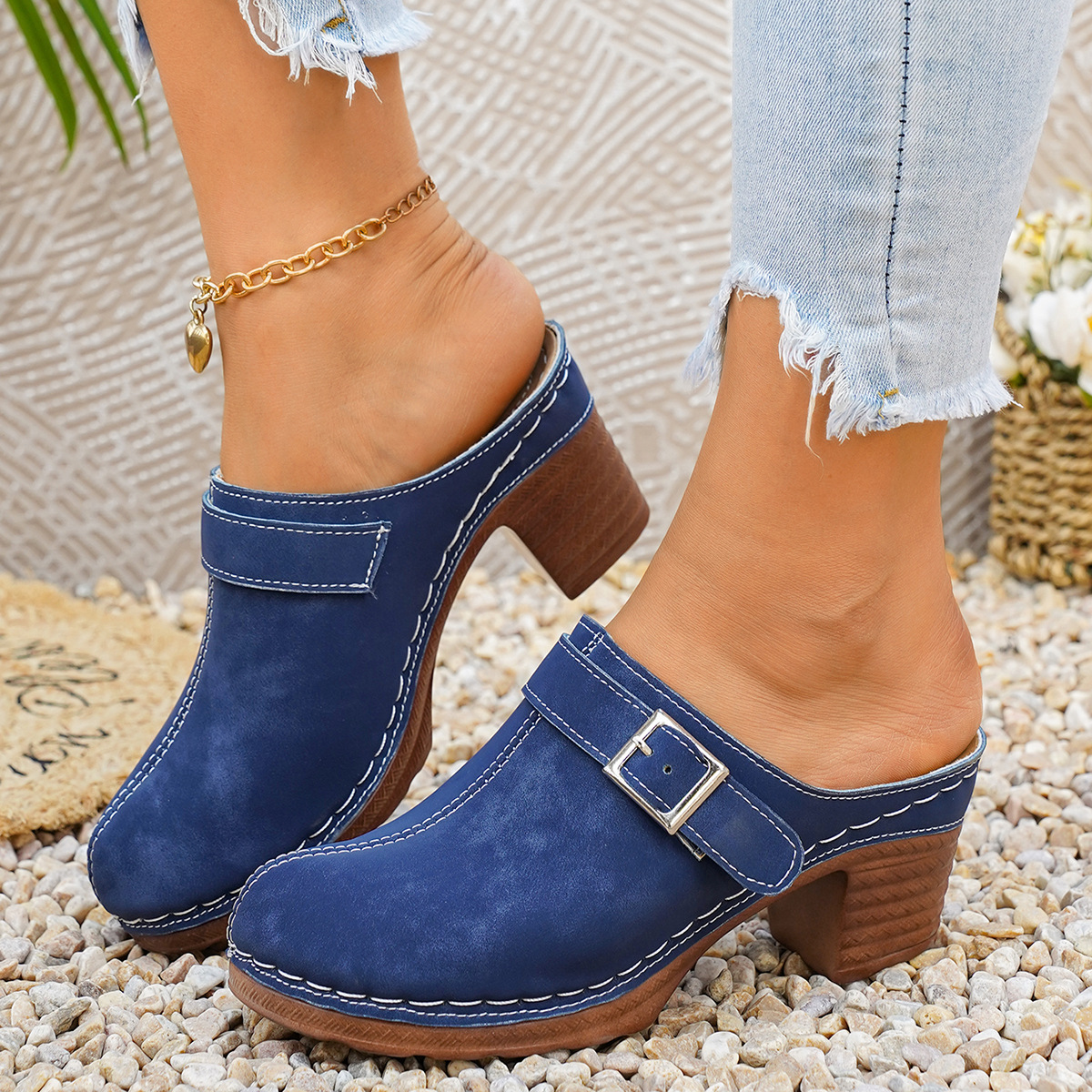 Round Toe Block Heels Sandals