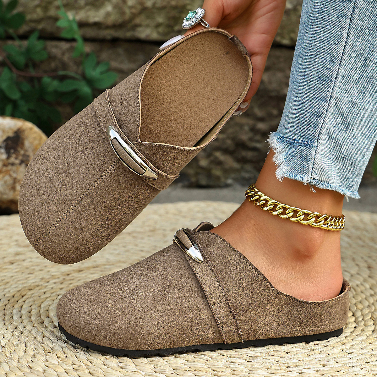 Round Toe Flats Slip-Ons