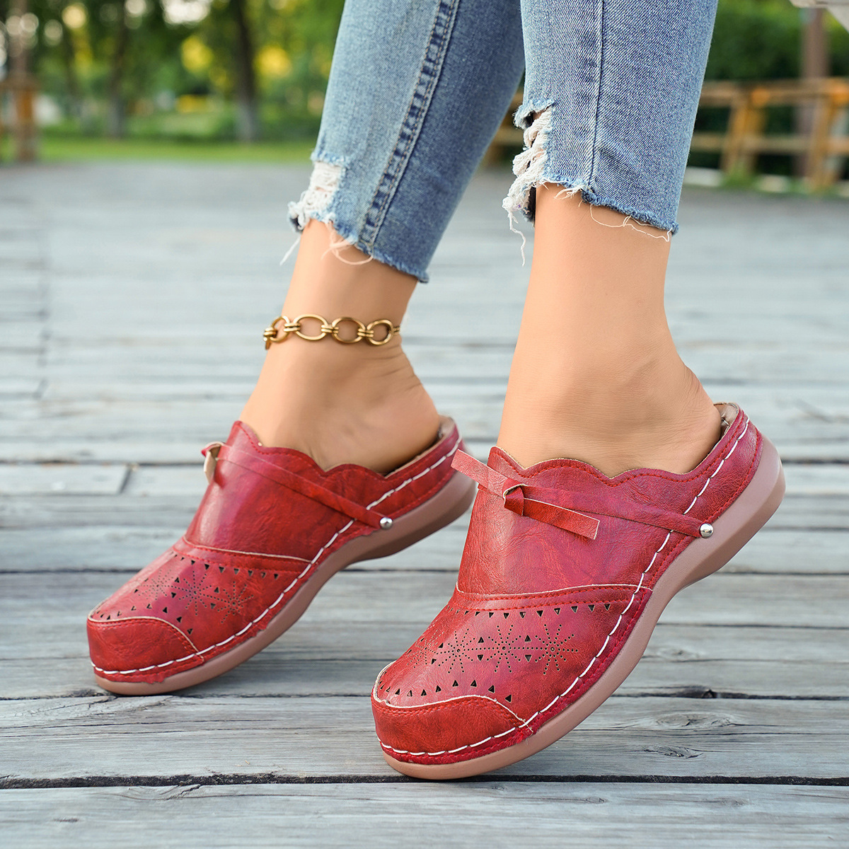 Round Toe Wedge Sandals