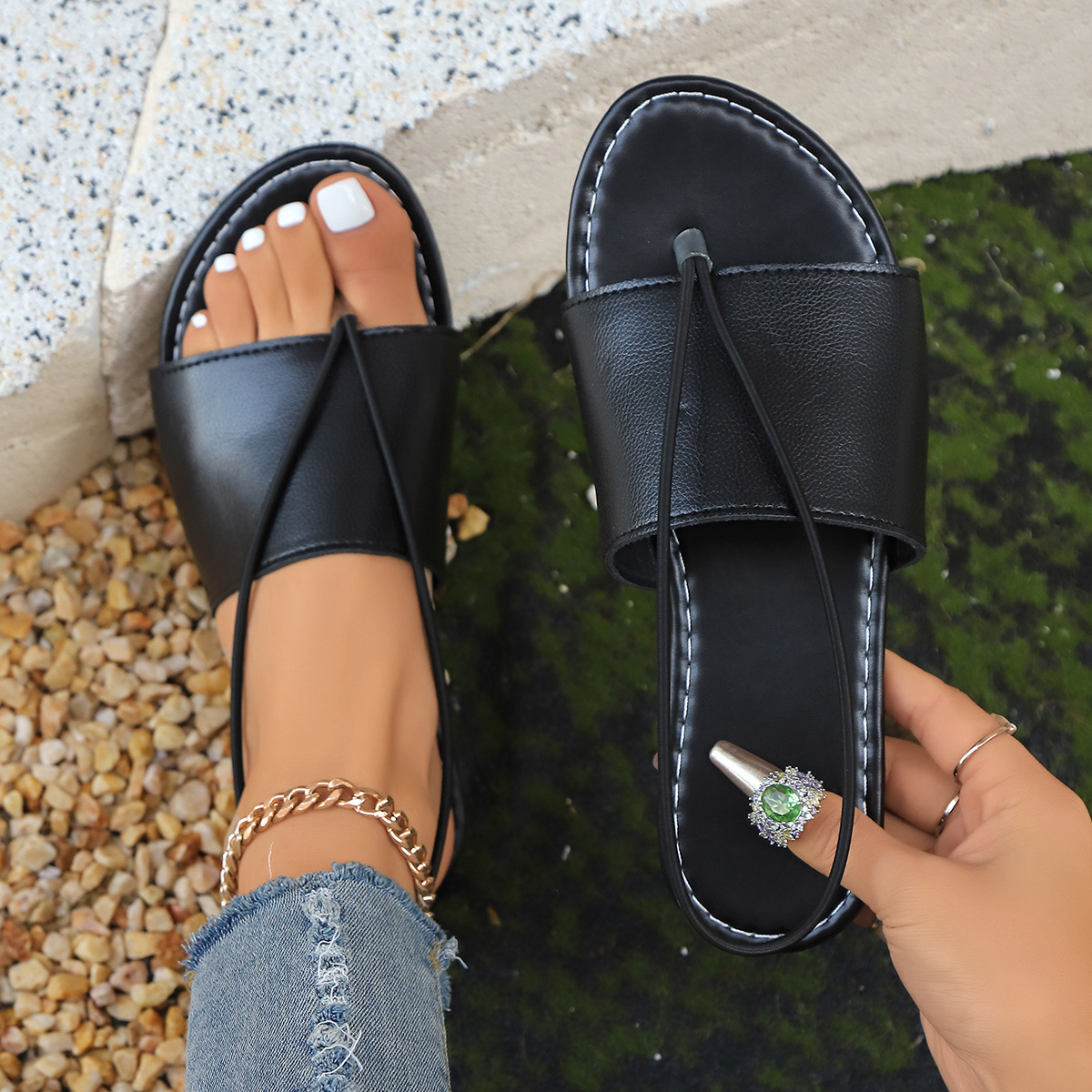 Toe Post Flats Sandals