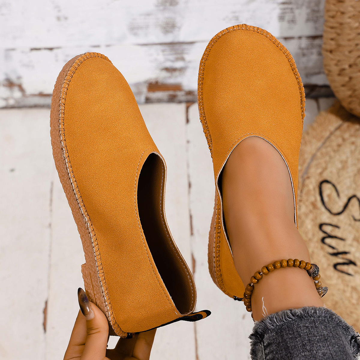 Round Toe Flats Slip-Ons