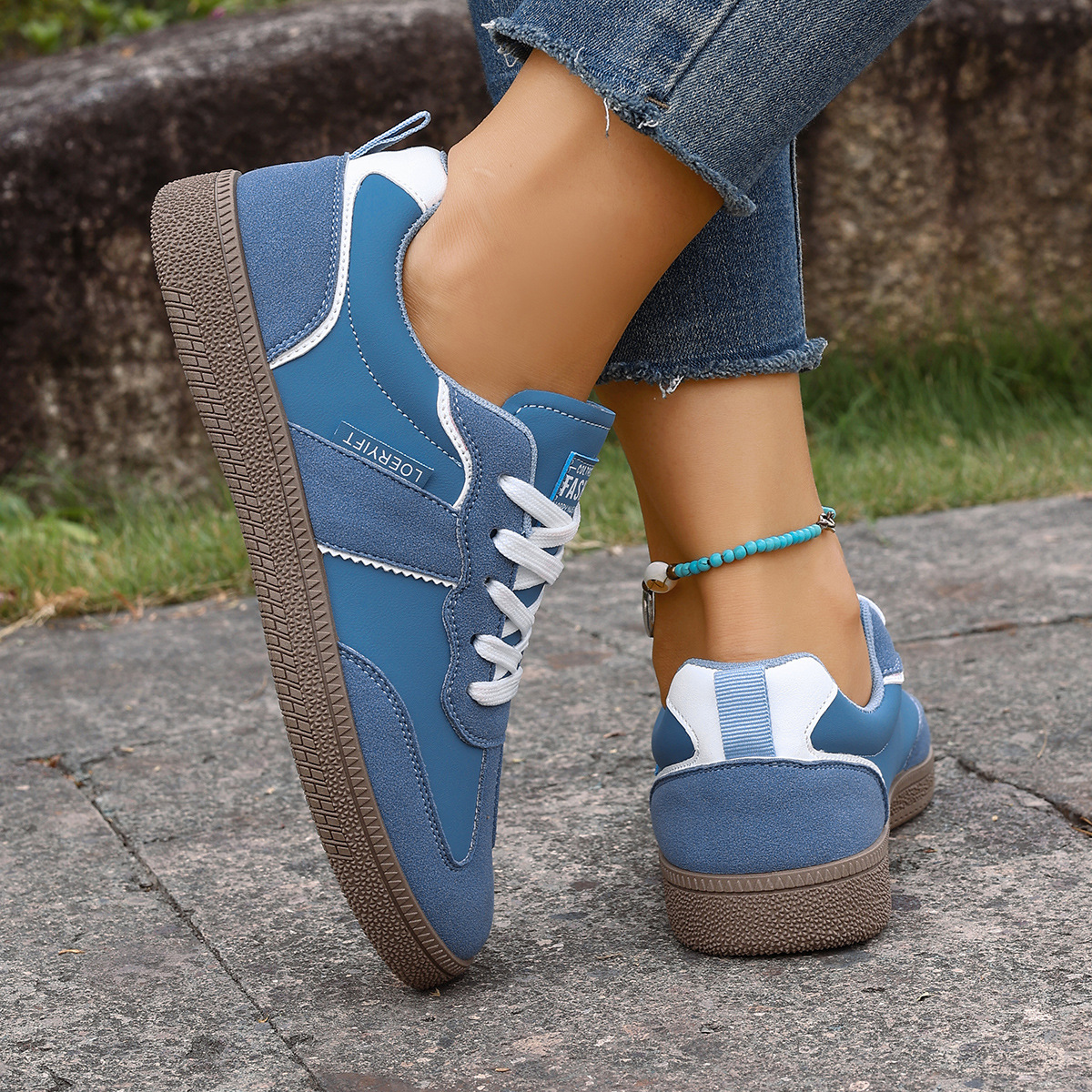 Round Toe Lace Up Sneakers