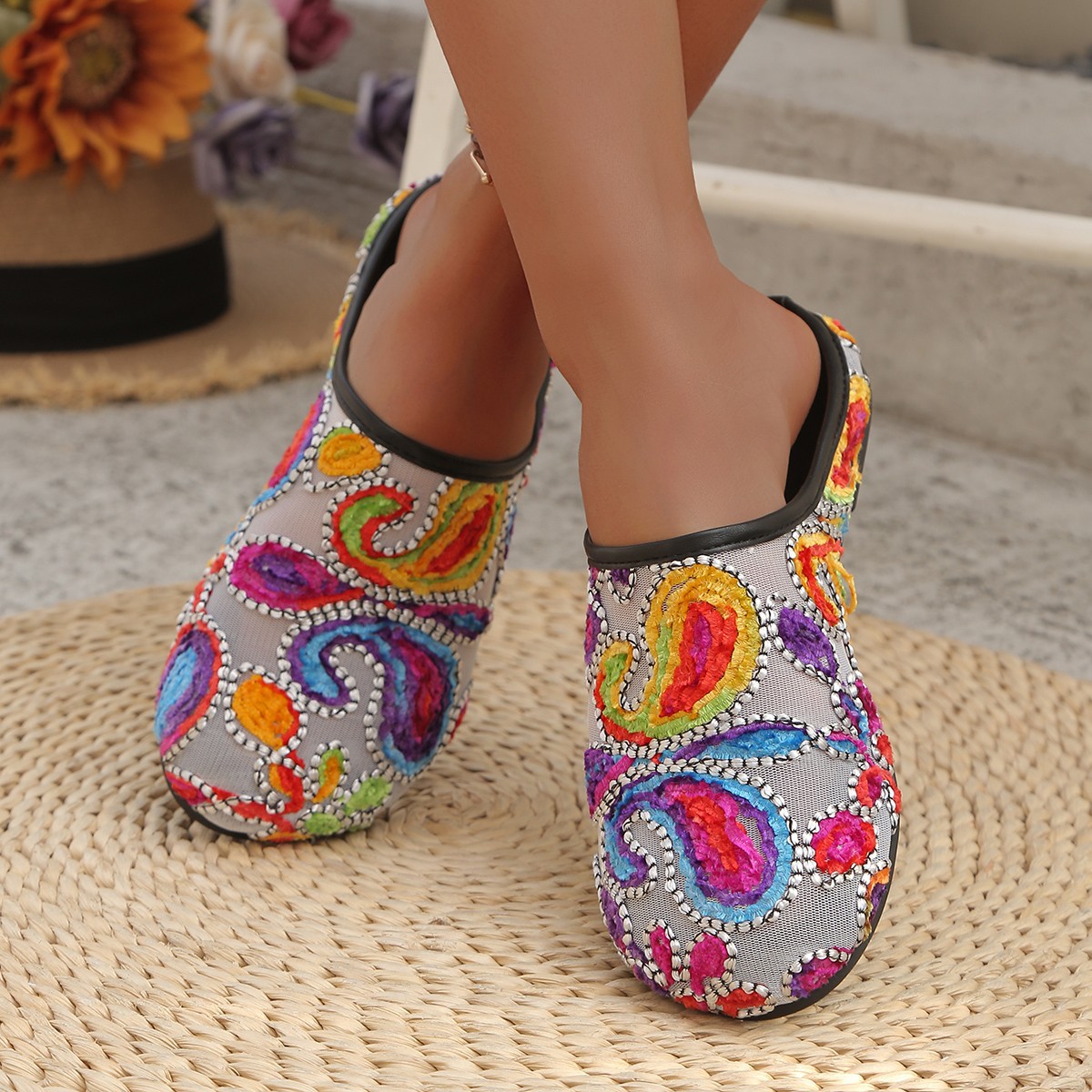 Colorful Paisley Print Round Toe Sandals