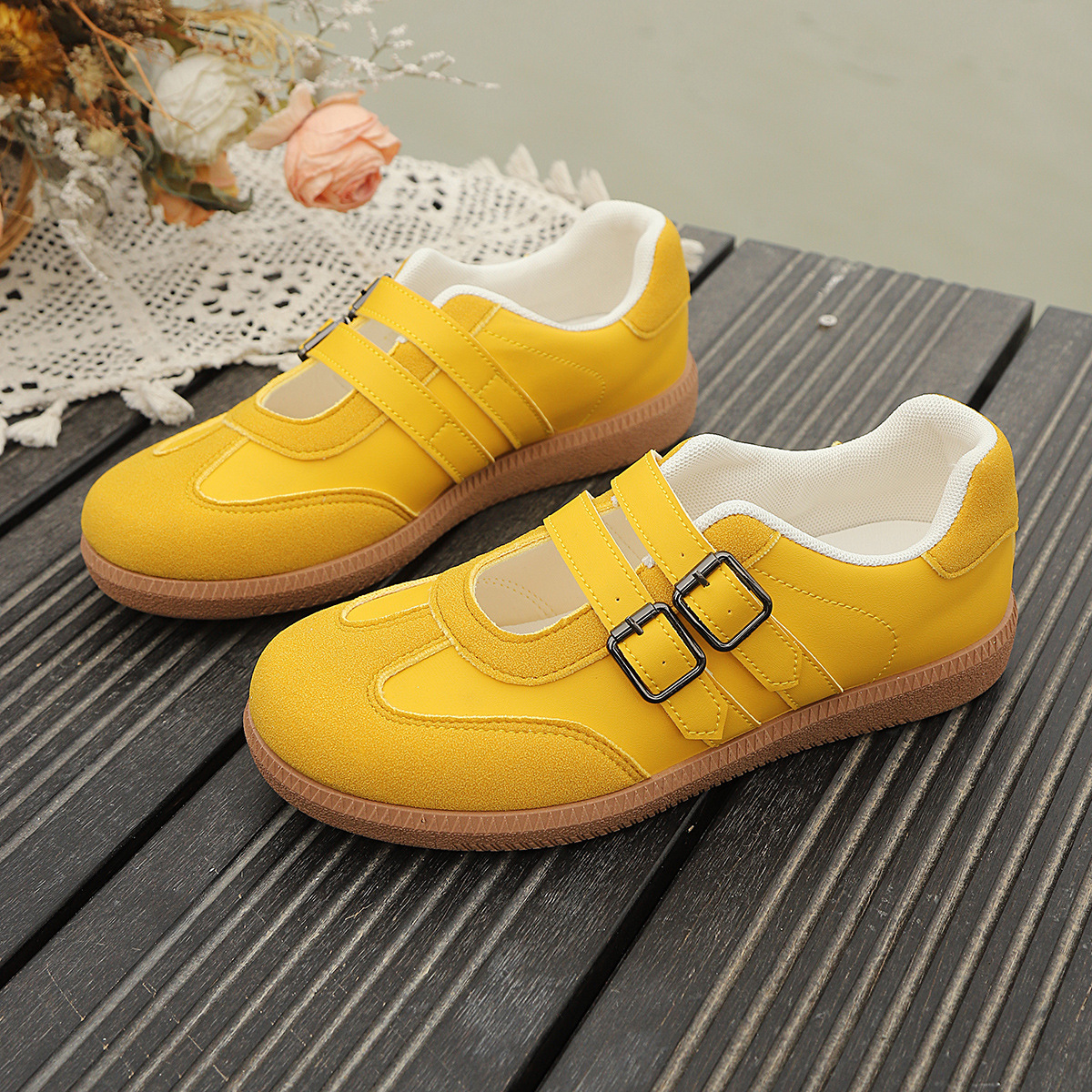 Buckle Strap Casual Sneakers