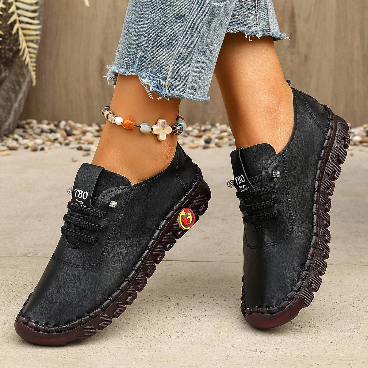 Round Toe Lace Up Sneakers