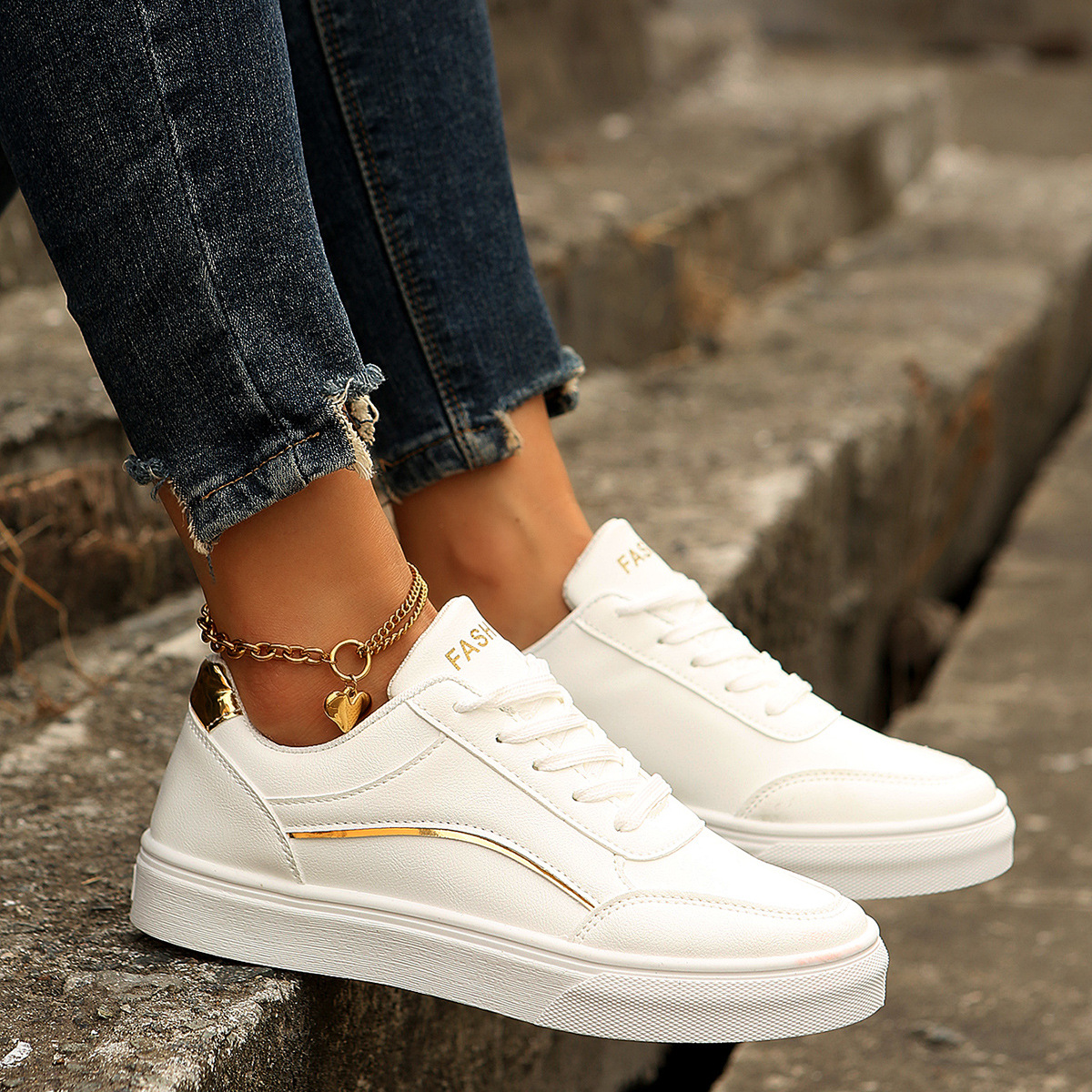 Lace Up Casual Sneakers