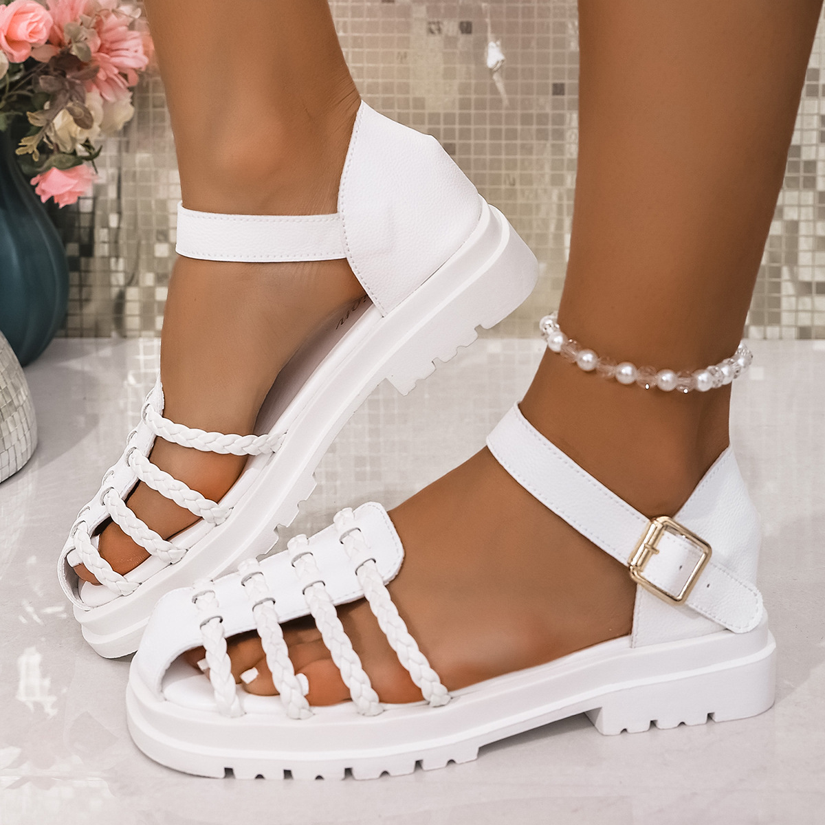 Round Toe Platform Sandals
