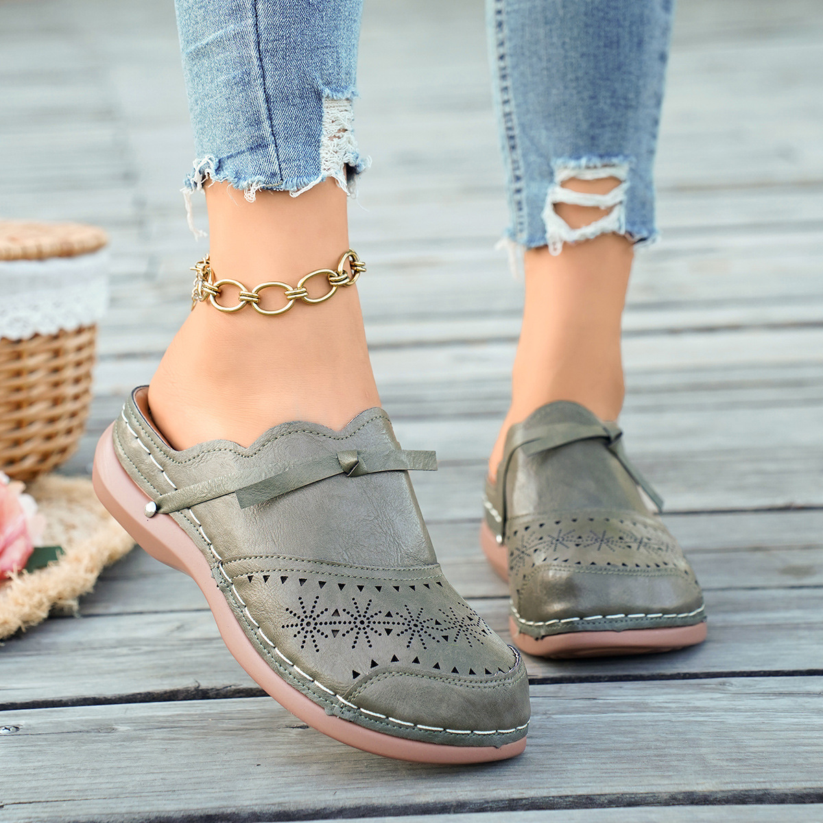 Round Toe Wedge Sandals