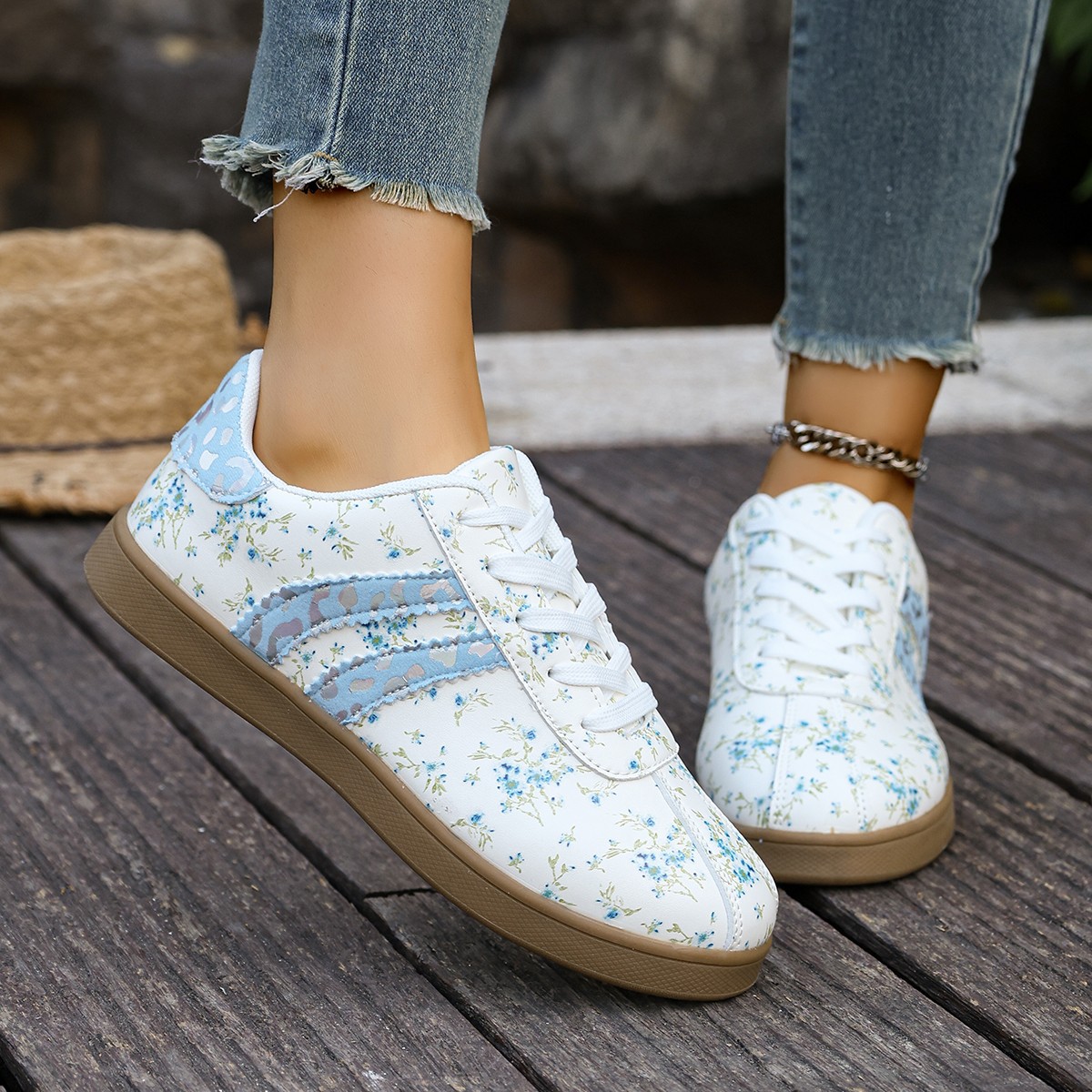 Floral Print Flats Sneakers
