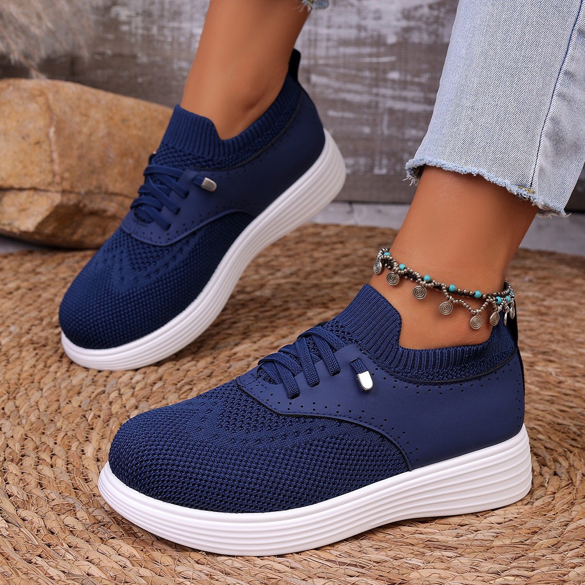 Round Toe Lace Up Sneakers