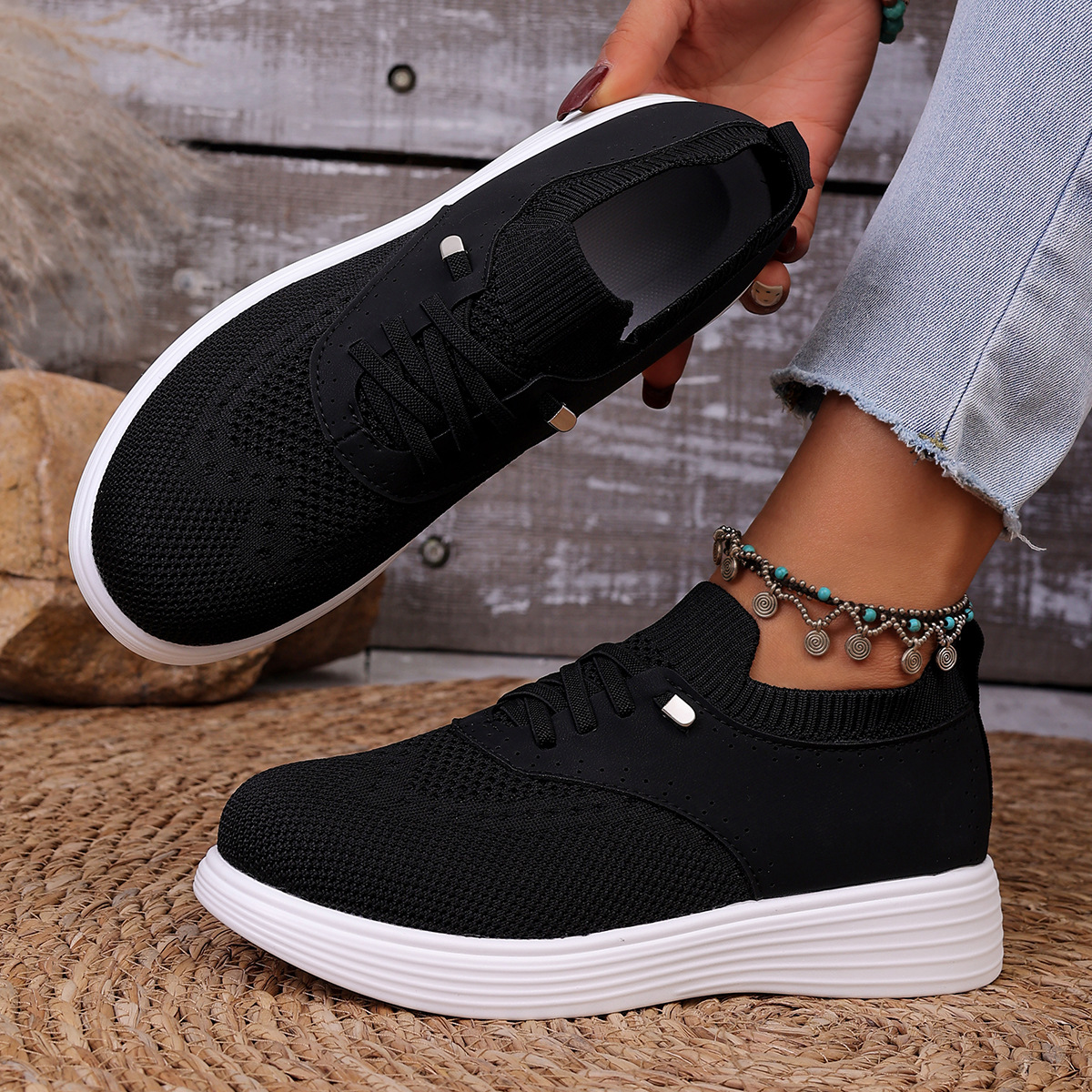 Round Toe Lace Up Sneakers