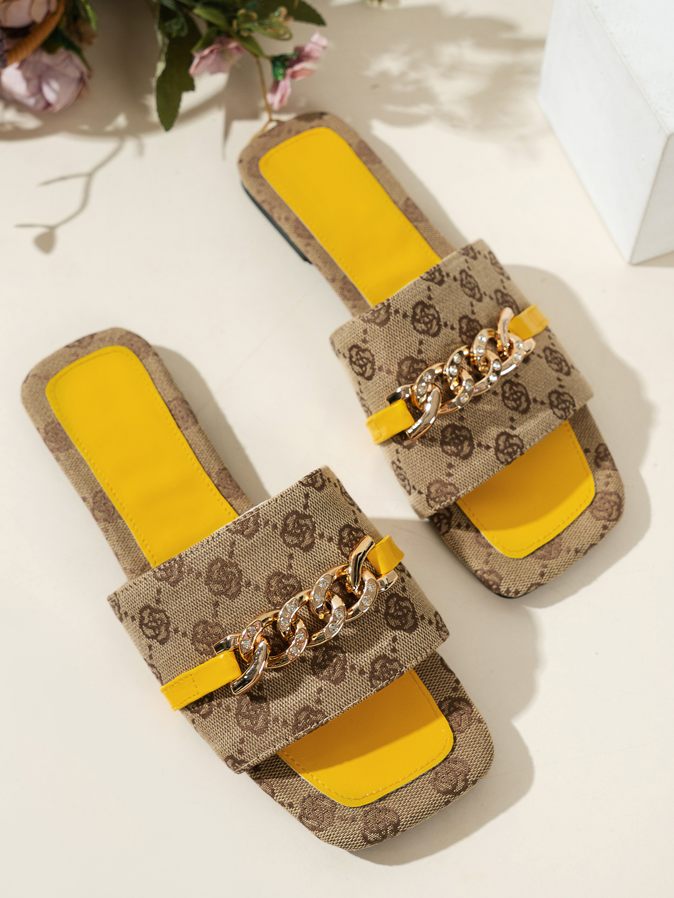 Chain-Decorated Open Toe Sandals