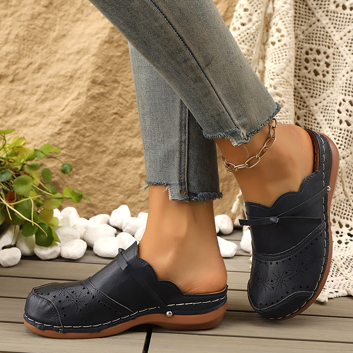 Round Toe Wedge Sandals