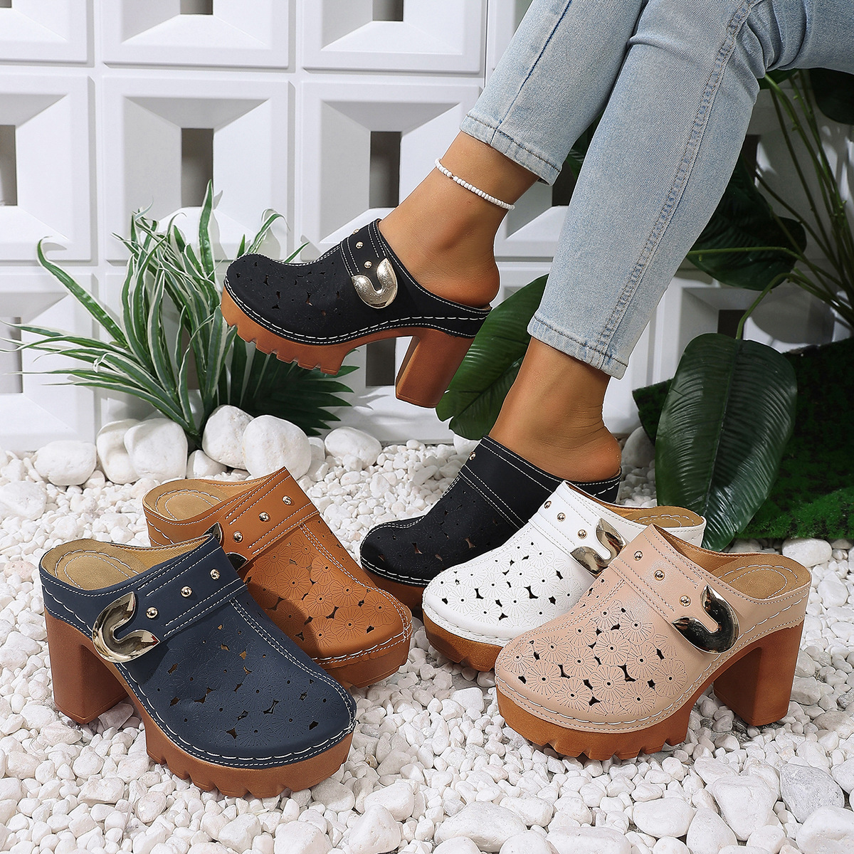 Round Toe Block Heels Sandals