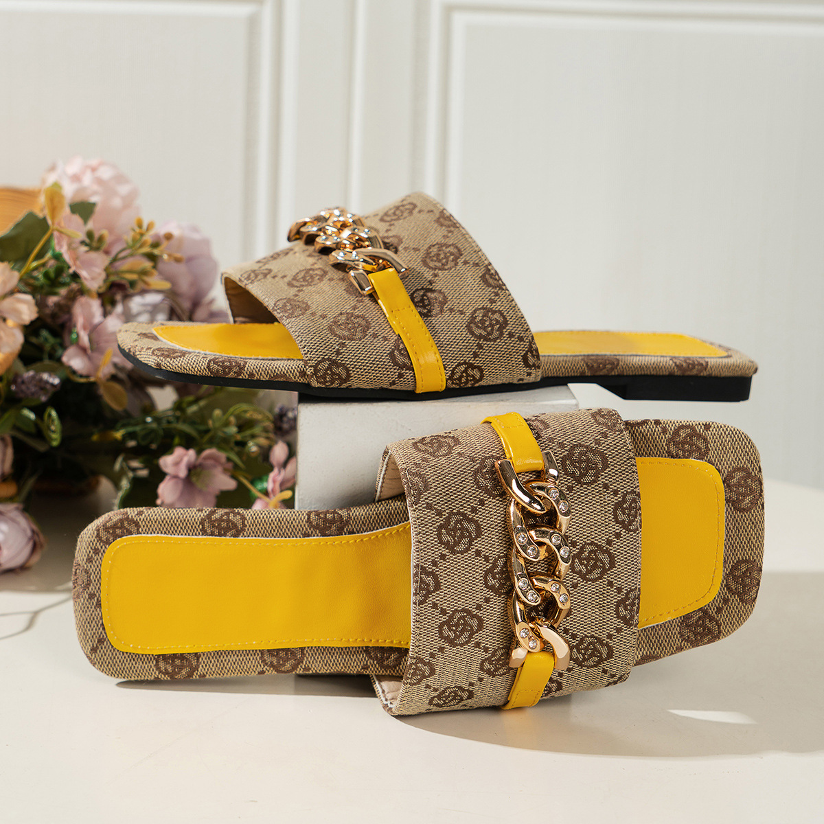 Chain-Decorated Open Toe Sandals